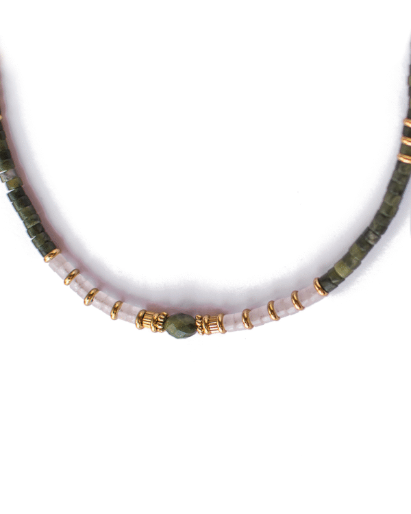 collier olivae